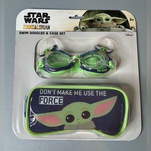 Star Wars the mandolorian Grogu Swim Goggles & case don’t make me use the force